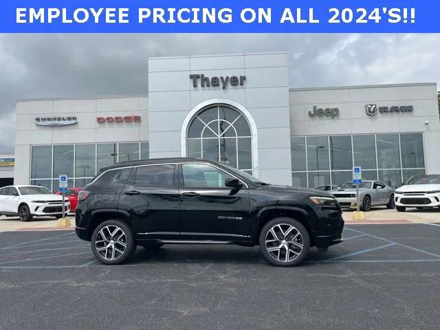 2024 Jeep Compass COMPASS LIMITED 4X4