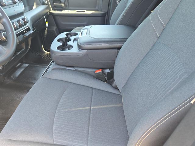 2024 Ram 2500 Tradesman Crew Cab 4x4 6'4" Box