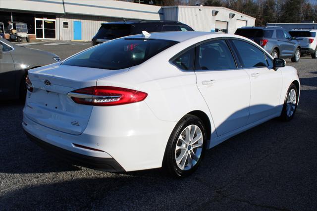 2020 Ford Fusion Hybrid SE