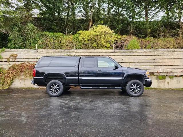 2003 GMC Sierra 2500HD SLT