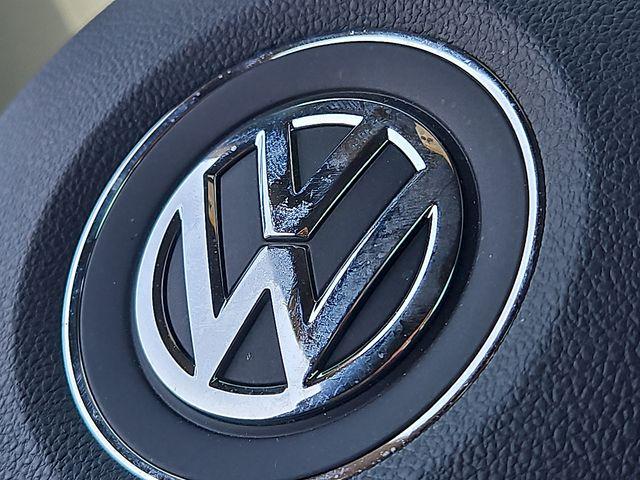 2015 Volkswagen Beetle 1.8T Fleet Edition