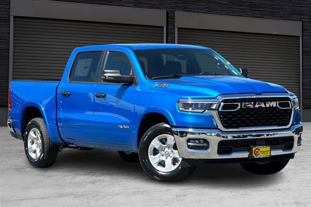 2025 RAM Ram 1500 RAM 1500 BIG HORN CREW CAB 4X2 57 BOX