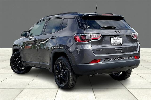 2024 Jeep Compass COMPASS LATITUDE 4X4