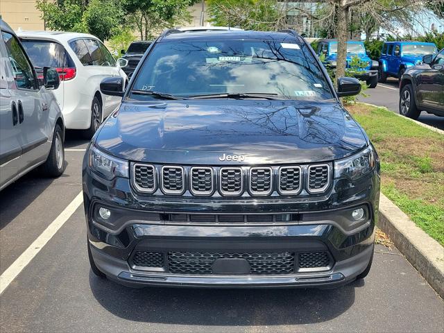 2024 Jeep Compass COMPASS LATITUDE 4X4