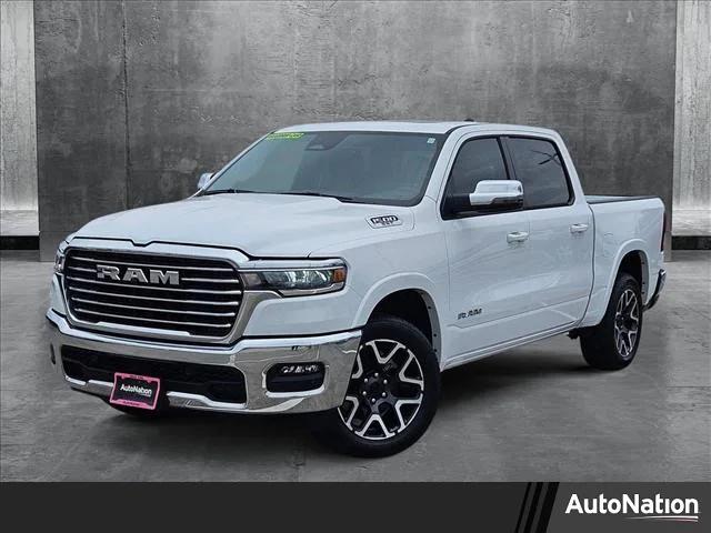 2025 RAM Ram 1500 RAM 1500 LARAMIE CREW CAB 4X4 57 BOX