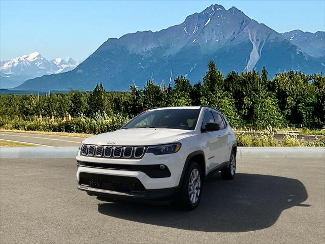 2024 Jeep Compass COMPASS LATITUDE LUX 4X4