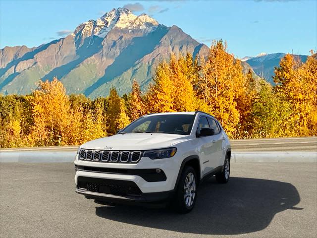 2024 Jeep Compass COMPASS LATITUDE LUX 4X4