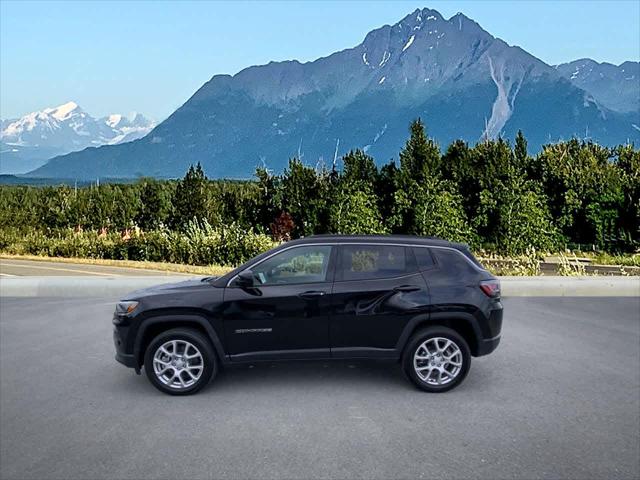 2024 Jeep Compass COMPASS LATITUDE LUX 4X4