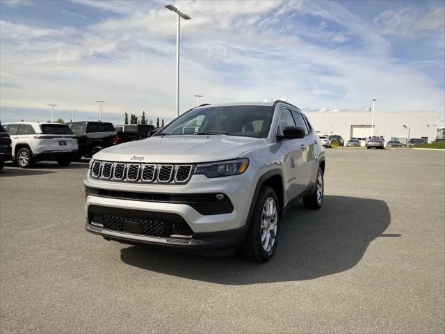 2024 Jeep Compass COMPASS LATITUDE LUX 4X4