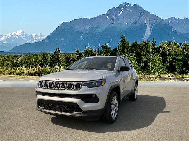 2024 Jeep Compass COMPASS LATITUDE LUX 4X4