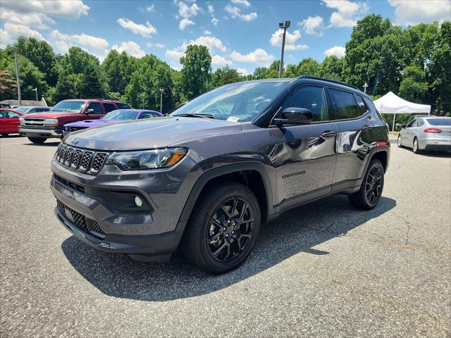 2024 Jeep Compass COMPASS LATITUDE 4X4