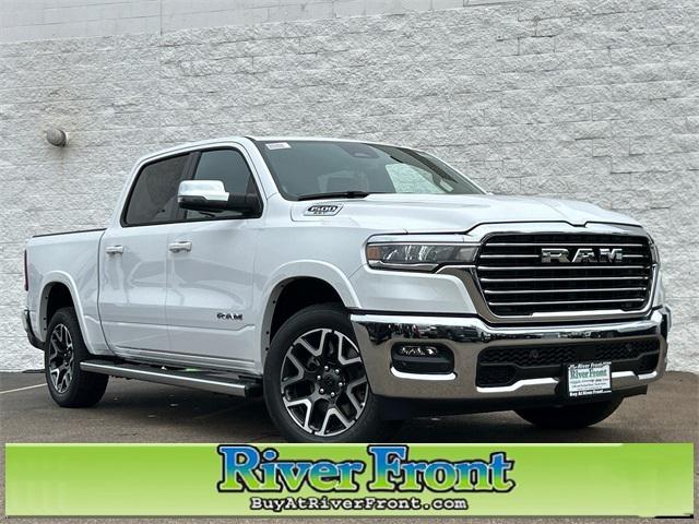 2025 RAM Ram 1500 RAM 1500 LARAMIE CREW CAB 4X4 57 BOX