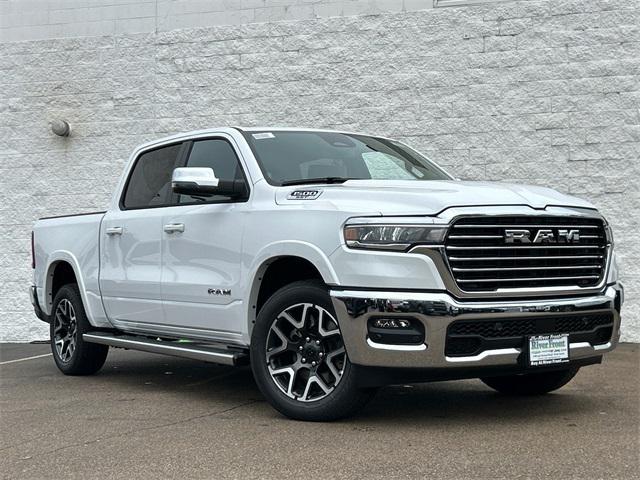 2025 RAM Ram 1500 RAM 1500 LARAMIE CREW CAB 4X4 57 BOX