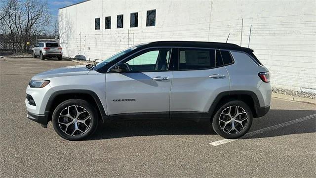 2024 Jeep Compass COMPASS LIMITED 4X4