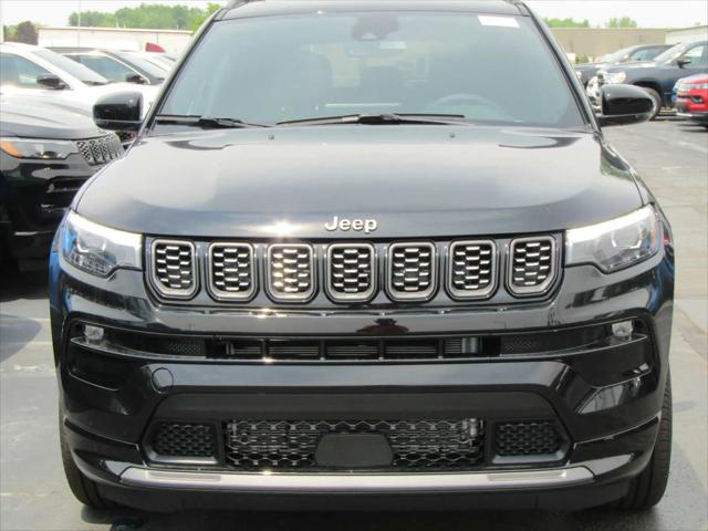 2024 Jeep Compass COMPASS LIMITED 4X4