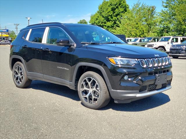 2024 Jeep Compass COMPASS LIMITED 4X4