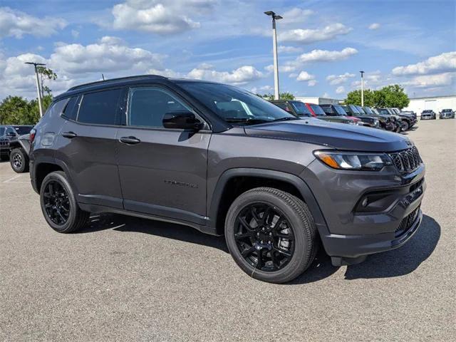 2024 Jeep Compass COMPASS LATITUDE 4X4