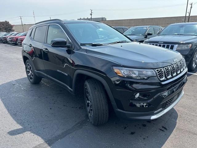 2024 Jeep Compass COMPASS LIMITED 4X4