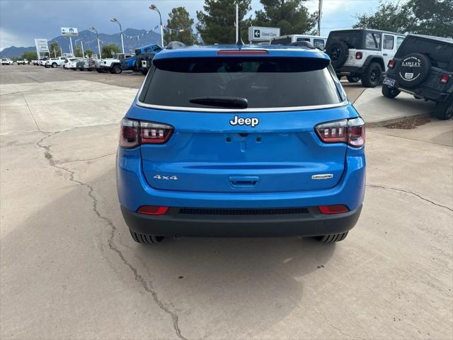 2024 Jeep Compass COMPASS LATITUDE LUX 4X4