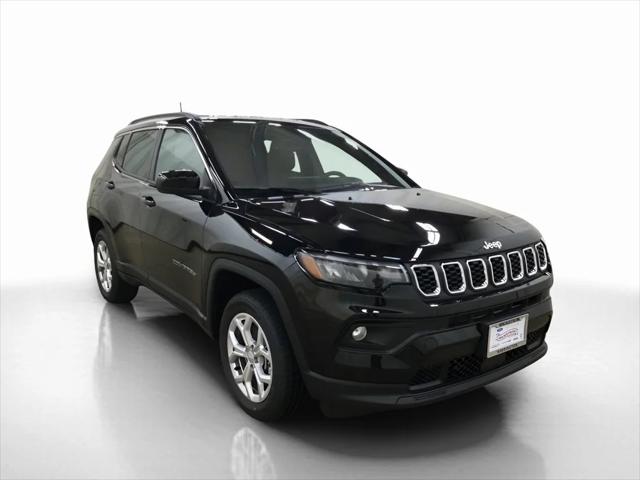 2024 Jeep Compass COMPASS LATITUDE 4X4