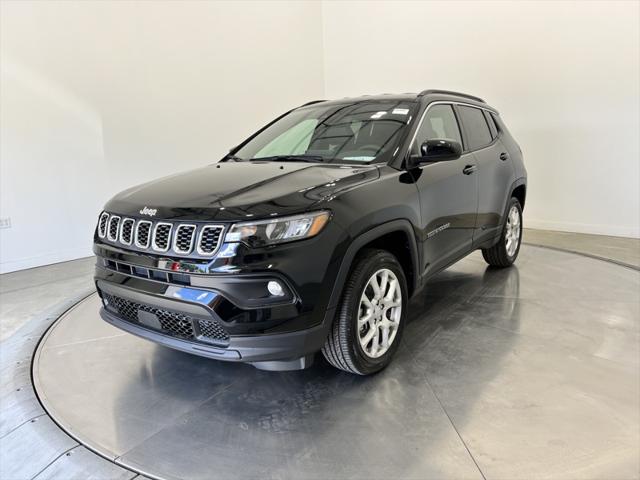 2024 Jeep Compass COMPASS LATITUDE LUX 4X4