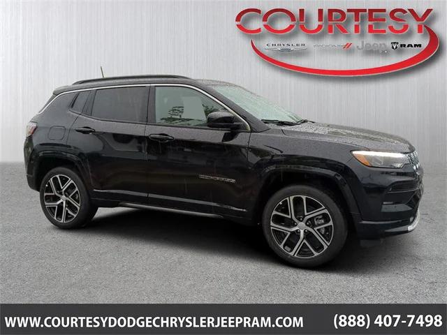 2024 Jeep Compass COMPASS LIMITED 4X4