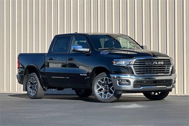 2025 RAM Ram 1500 RAM 1500 LARAMIE CREW CAB 4X4 57 BOX