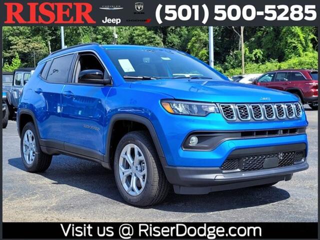 2024 Jeep Compass COMPASS LATITUDE 4X4