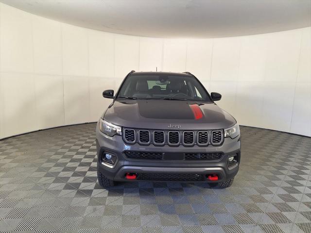 2024 Jeep Compass COMPASS TRAILHAWK 4X4