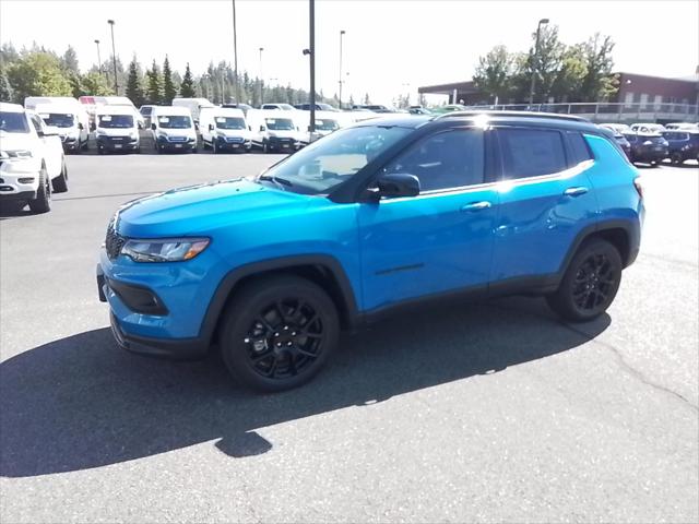 2024 Jeep Compass COMPASS LATITUDE 4X4