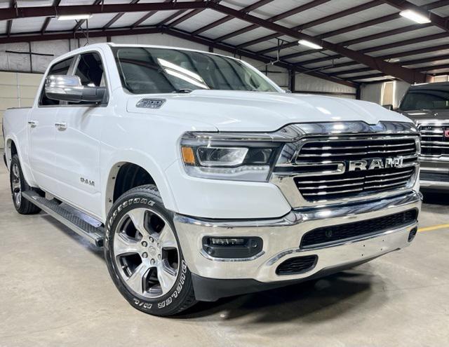 2020 RAM 1500 Laramie Crew Cab 4x4 57 Box