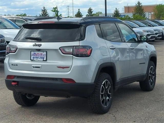 2024 Jeep Compass COMPASS TRAILHAWK 4X4