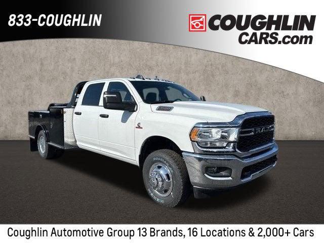 2024 RAM Ram 3500 Chassis Cab RAM 3500 TRADESMAN CREW CAB CHASSIS 4X4 60 CA 2024 RAM Ram 3500 Chassis Cab RAM 3500 TRADESMAN CREW CAB CHASSIS 4X4 60 CA