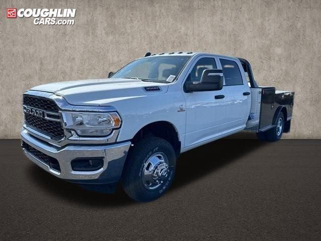 2024 RAM Ram 3500 Chassis Cab RAM 3500 TRADESMAN CREW CAB CHASSIS 4X4 60 CA 2024 RAM Ram 3500 Chassis Cab RAM 3500 TRADESMAN CREW CAB CHASSIS 4X4 60 CA