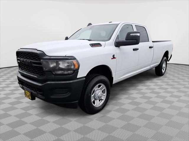 2024 RAM Ram 3500 RAM 3500 TRADESMAN CREW CAB 4X4 8 BOX