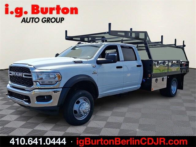 2024 RAM Ram 4500 Chassis Cab RAM 4500 TRADESMAN CHASSIS CREW CAB 4X4 84 CA
