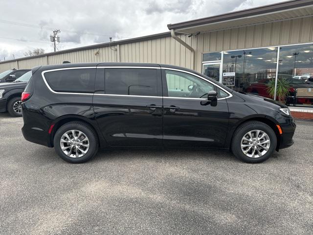 2024 Chrysler Pacifica Touring L AWD