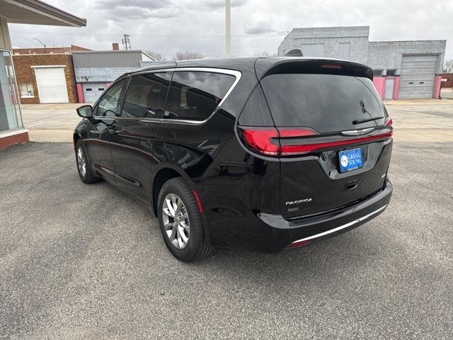 2024 Chrysler Pacifica Touring L AWD