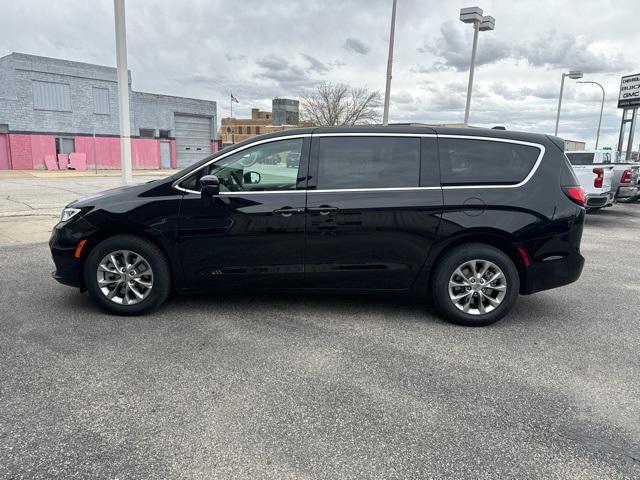 2024 Chrysler Pacifica Touring L AWD