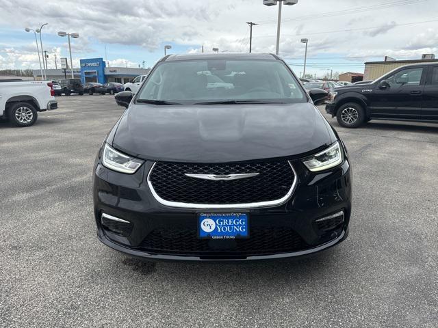 2024 Chrysler Pacifica Touring L AWD