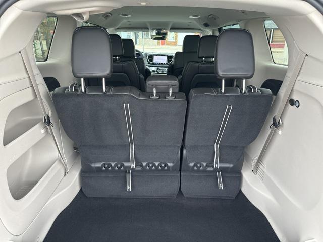 2024 Chrysler Pacifica Touring L AWD
