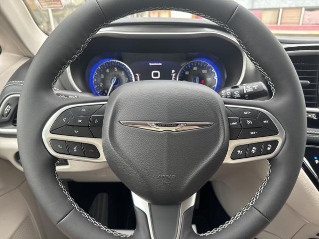 2024 Chrysler Pacifica Touring L AWD