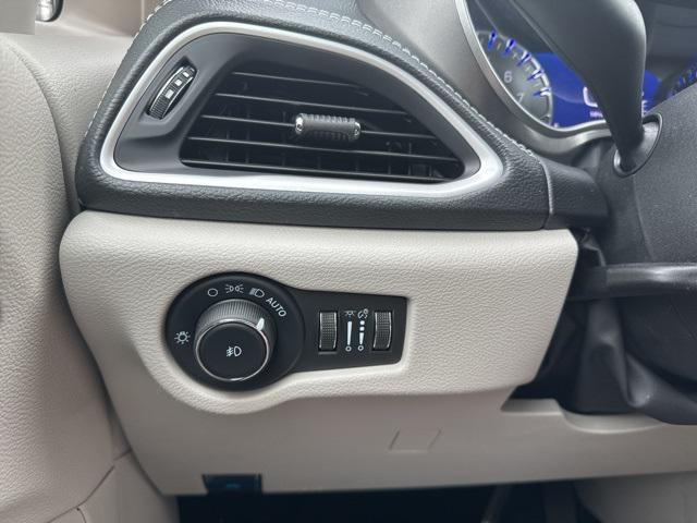 2024 Chrysler Pacifica Touring L AWD