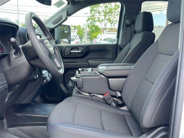 2024 GMC Sierra 3500HD Pro