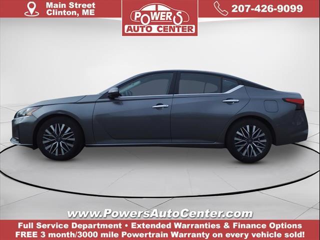 2023 Nissan Altima SV FWD