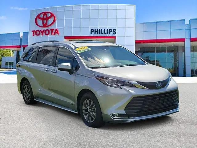 2021 Toyota Sienna XLE for sale in Leesburg, FL