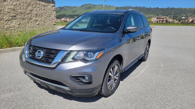 Used 2017 Nissan Armada Utility 4D Platinum 2WD V8 Ratings Values