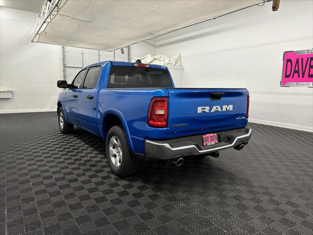 2025 RAM Ram 1500 RAM 1500 BIG HORN CREW CAB 4X4 57 BOX