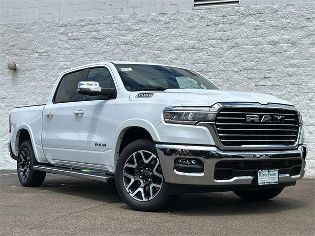 2025 RAM Ram 1500 RAM 1500 LARAMIE CREW CAB 4X4 57 BOX