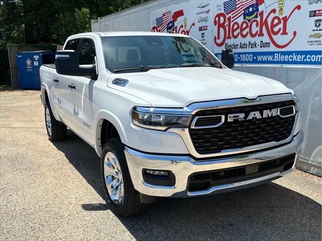 2025 RAM Ram 1500 RAM 1500 BIG HORN CREW CAB 4X4 57 BOX